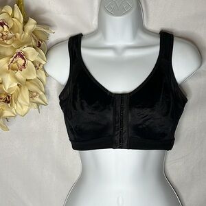 🐼 3/$25 🐼 Leonisa posture correcting bra size 34DD